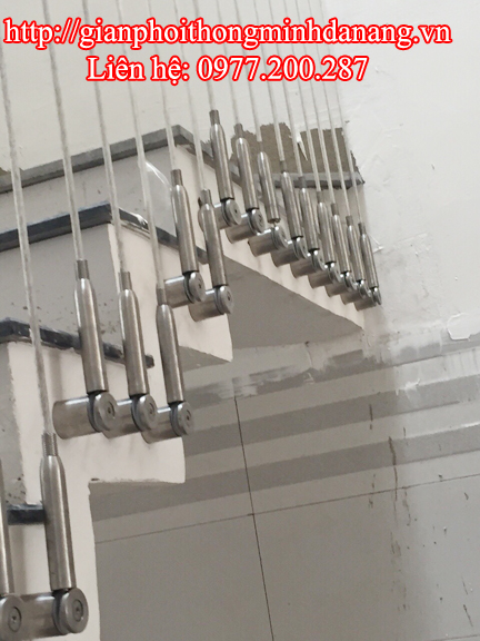 luoi-inox-cau-thang.jpg